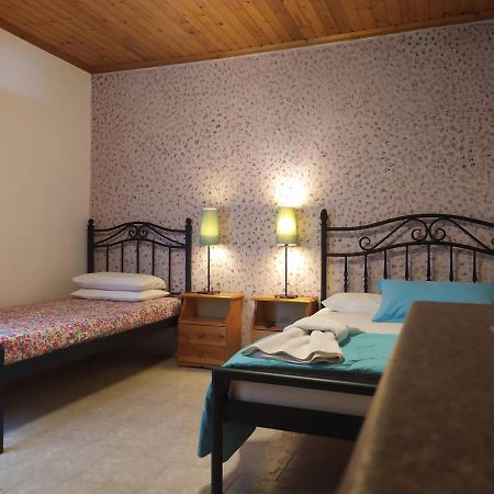 Aiolis Rooms Kamariotissa Eksteriør billede